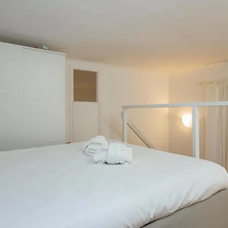 Apartment Flat In Isola De Castillia 22 Milan