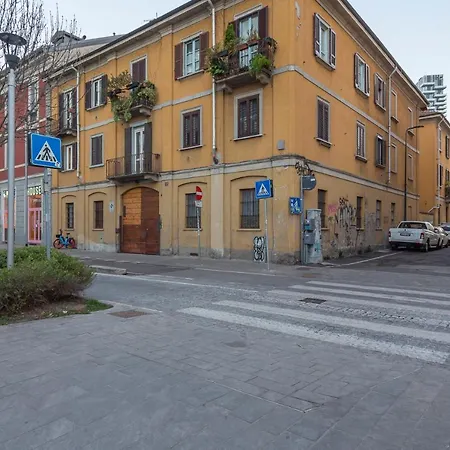 Flat In Isola De Castillia 22 Apartment *