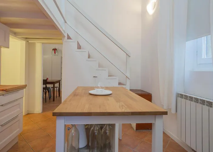 Flat In Isola De Castillia 22 * Mediolan